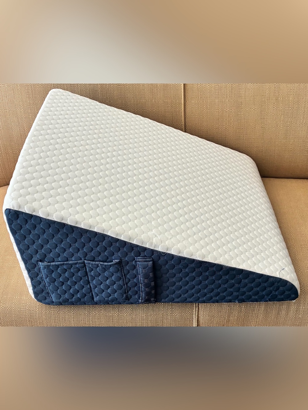 White and Navy Memory Foam Bed Wedge Pillow - Supportive Elevation